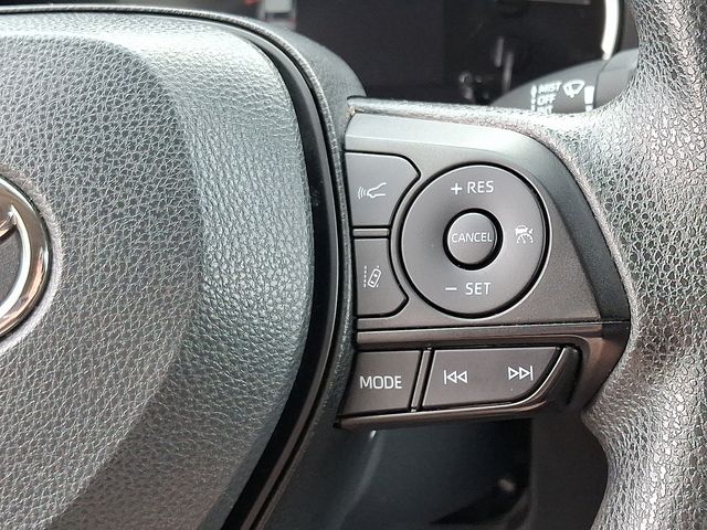 Thumbnail: 2024 Toyota RAV4 - 19