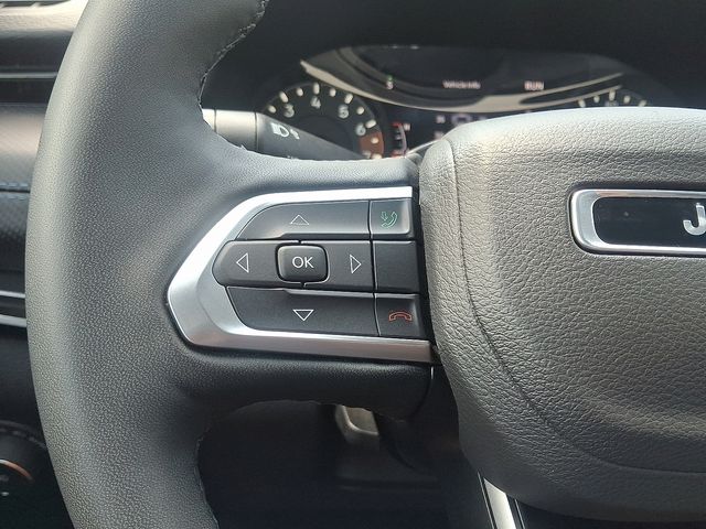 Thumbnail: 2025 Jeep Compass - 22