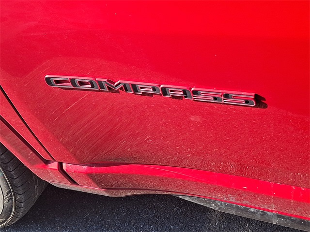 Thumbnail: 2022 Jeep Compass - 10