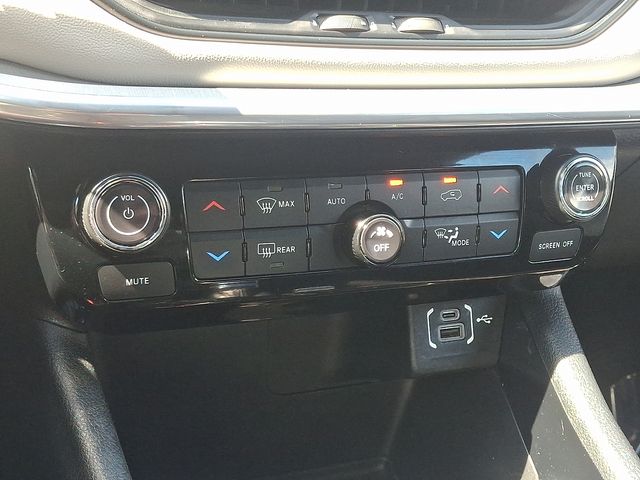 Thumbnail: 2024 Jeep Compass - 19