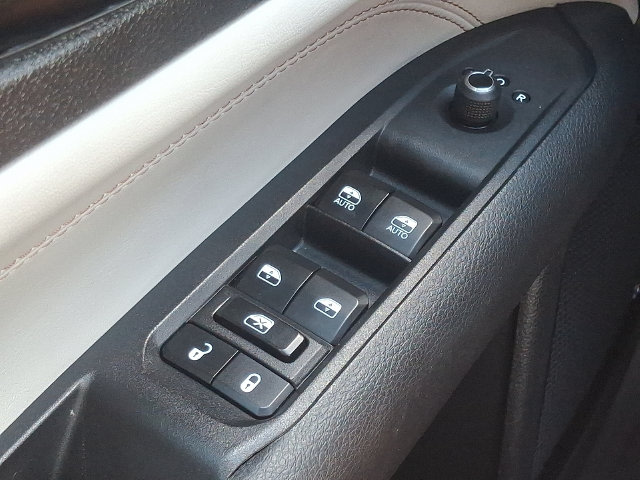 Thumbnail: 2024 Jeep Compass - 9