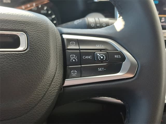 Thumbnail: 2023 Jeep Compass - 24