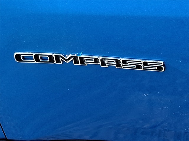 Thumbnail: 2023 Jeep Compass - 30