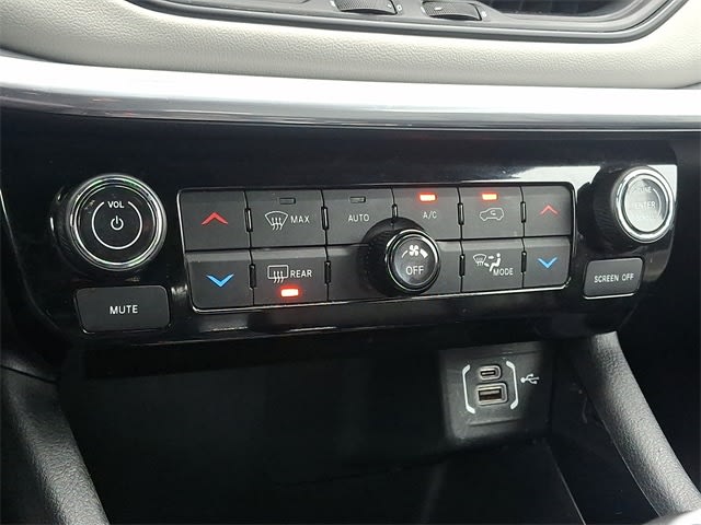 Thumbnail: 2024 Jeep Compass - 20