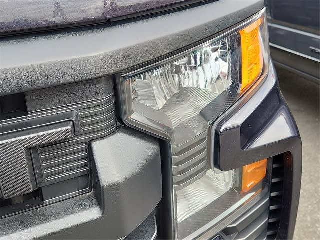 Thumbnail: 2023 Chevrolet Silverado 1500 - 8