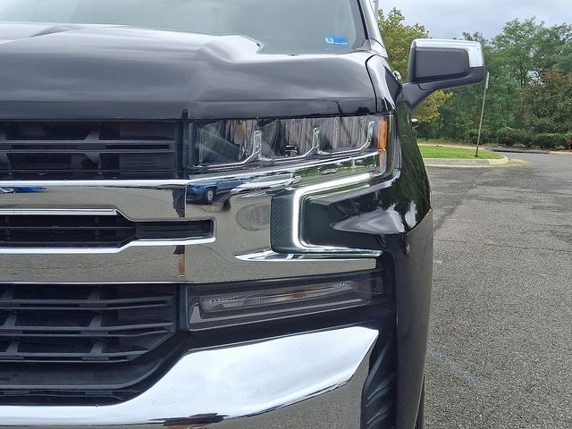 Thumbnail: 2021 Chevrolet Silverado 1500 - 16