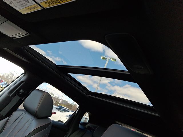 Thumbnail: 2025 Acura ADX - 22