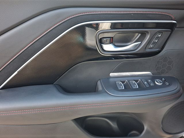 Thumbnail: 2025 Acura ADX - 21