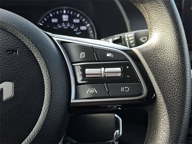 Thumbnail: 2024 Kia Forte - 25