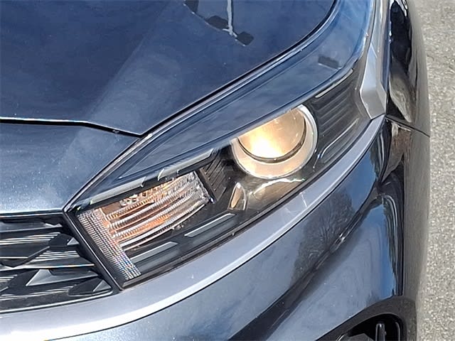 Thumbnail: 2023 Kia Forte - 19