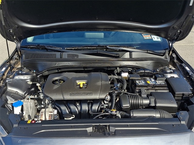 Thumbnail: 2023 Kia Forte - 9