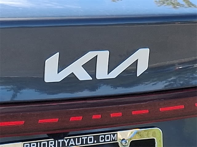 Thumbnail: 2023 Kia Forte - 7