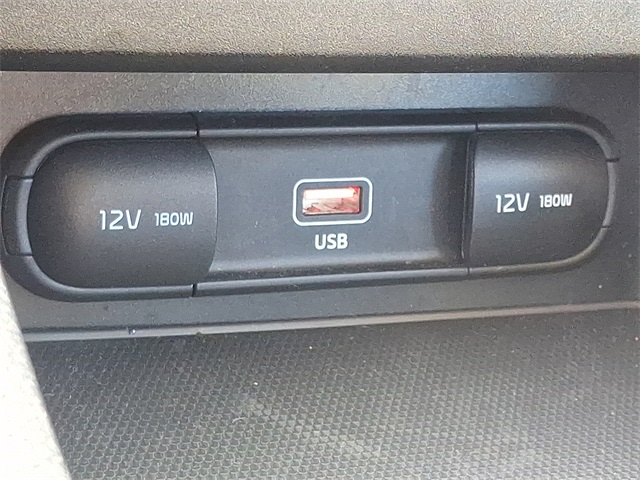 Thumbnail: 2023 Kia Forte - 28