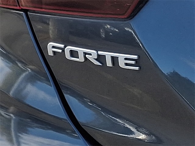Thumbnail: 2023 Kia Forte - 30