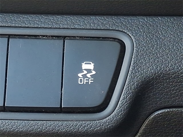 Thumbnail: 2023 Kia Forte - 29