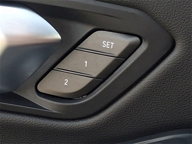 Thumbnail: 2024 BMW 3 Series - 16