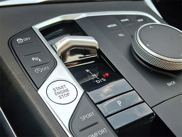 Thumbnail: 2024 BMW 3 Series - 13