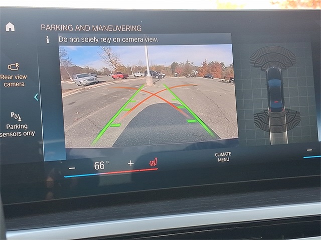 Thumbnail: 2024 BMW 3 Series - 23