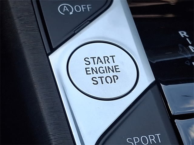 Thumbnail: 2024 BMW 3 Series - 27