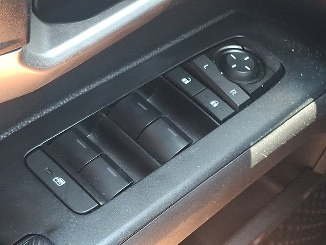 Thumbnail: 2024 Toyota Tacoma - 27