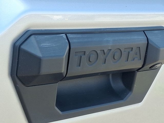 Thumbnail: 2024 Toyota Tacoma - 28
