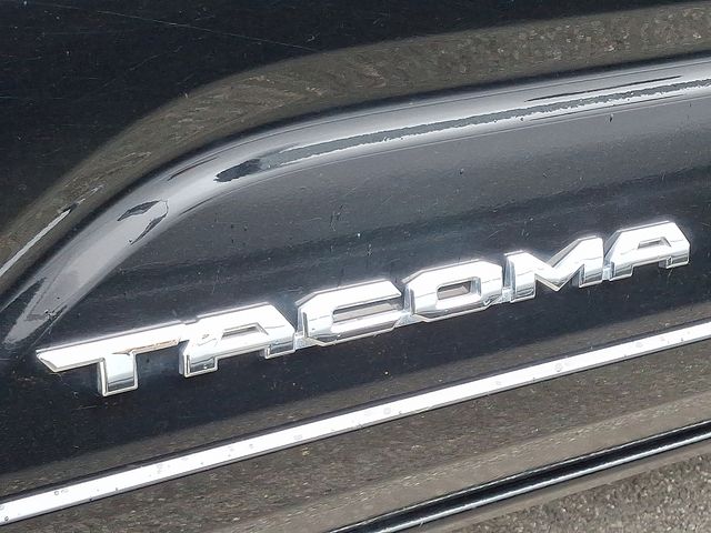 Thumbnail: 2025 Toyota Tacoma - 10