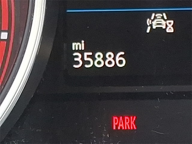 Thumbnail: 2021 Volkswagen Tiguan - 10