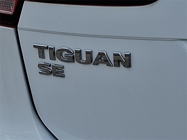 Thumbnail: 2021 Volkswagen Tiguan - 26