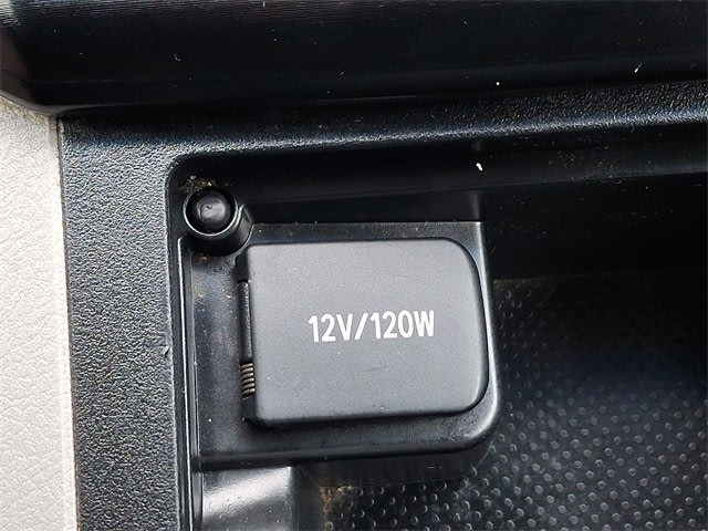 Thumbnail: 2013 Toyota Camry - 26