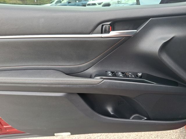 Thumbnail: 2018 Toyota Camry - 20