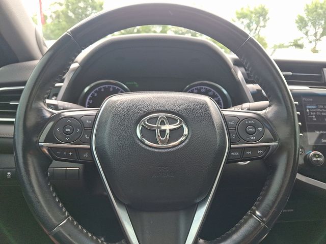 Thumbnail: 2018 Toyota Camry - 9