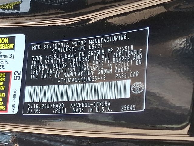 Thumbnail: 2025 Toyota Camry - 16