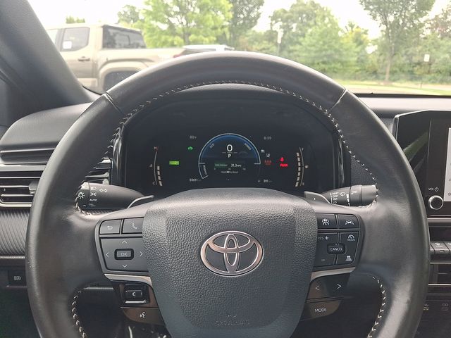 Thumbnail: 2025 Toyota Camry - 9