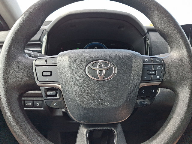 Thumbnail: 2025 Toyota Camry - 22