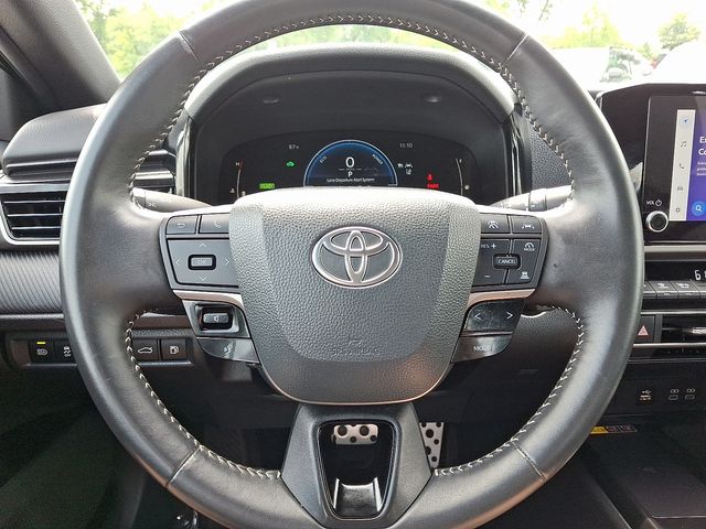 Thumbnail: 2025 Toyota Camry - 10