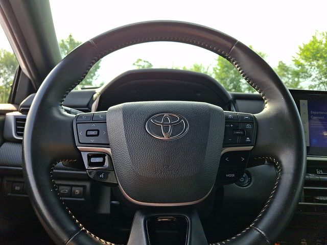 Thumbnail: 2025 Toyota Camry - 10