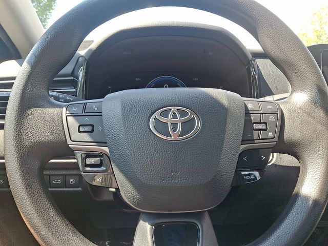 Thumbnail: 2025 Toyota Camry - 22