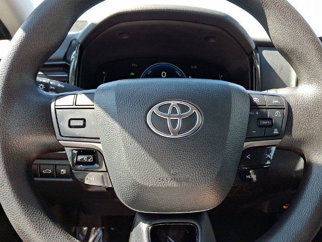 Thumbnail: 2025 Toyota Camry - 21