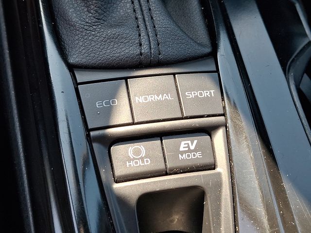 Thumbnail: 2025 Toyota Camry - 25