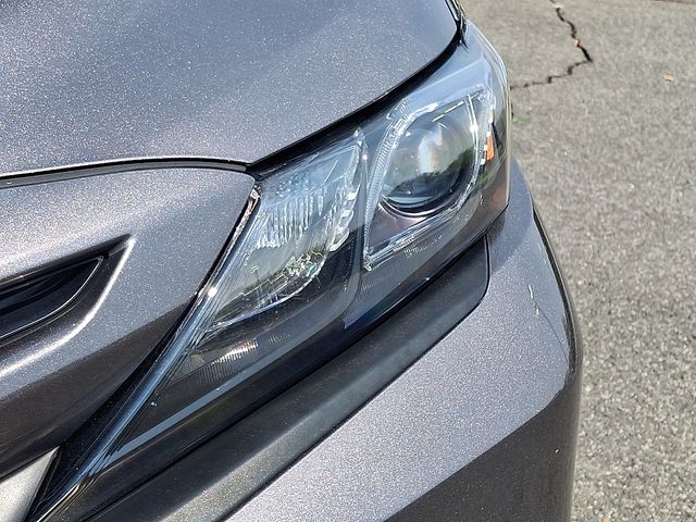 Thumbnail: 2024 Toyota Camry - 18