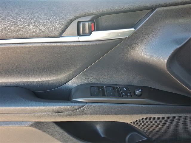 Thumbnail: 2023 Toyota Camry - 19