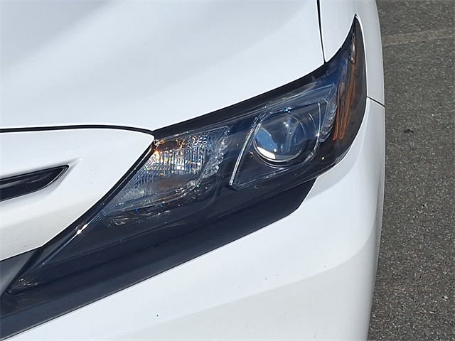 Thumbnail: 2023 Toyota Camry - 19