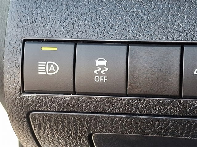 Thumbnail: 2023 Toyota Camry - 28