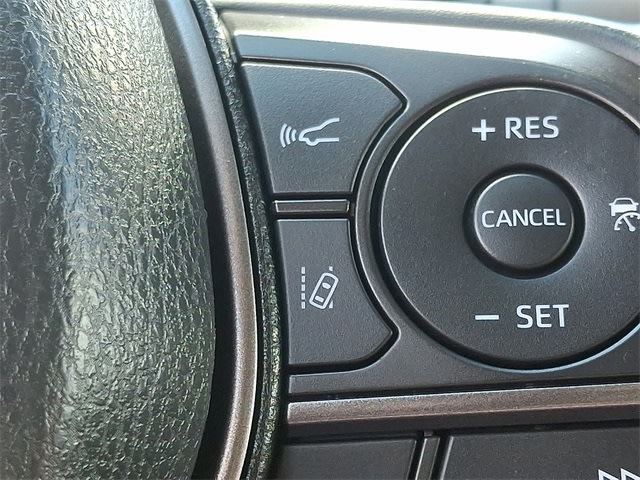 Thumbnail: 2023 Toyota Camry - 30