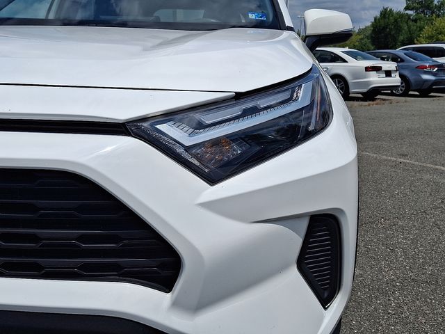 Thumbnail: 2025 Toyota RAV4 - 18
