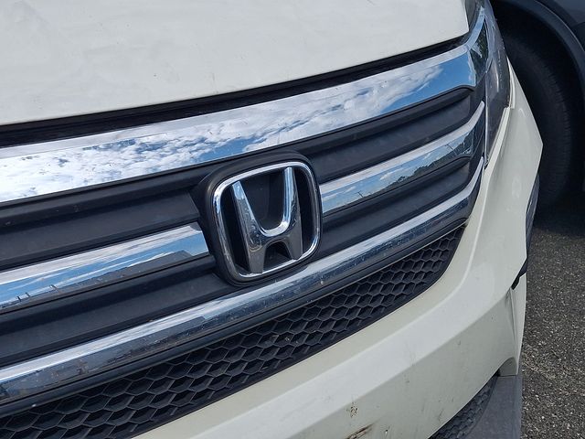 Thumbnail: 2017 Honda Pilot - 7