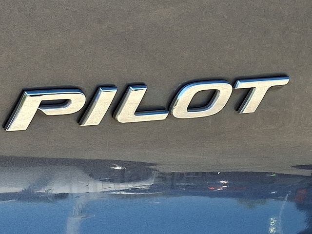 Thumbnail: 2016 Honda Pilot - 6