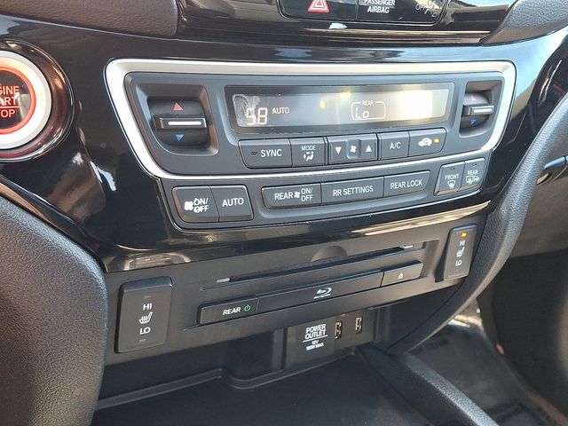 Thumbnail: 2016 Honda Pilot - 16