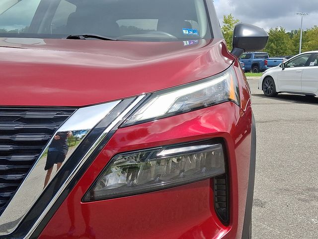 Thumbnail: 2023 Nissan Rogue - 18