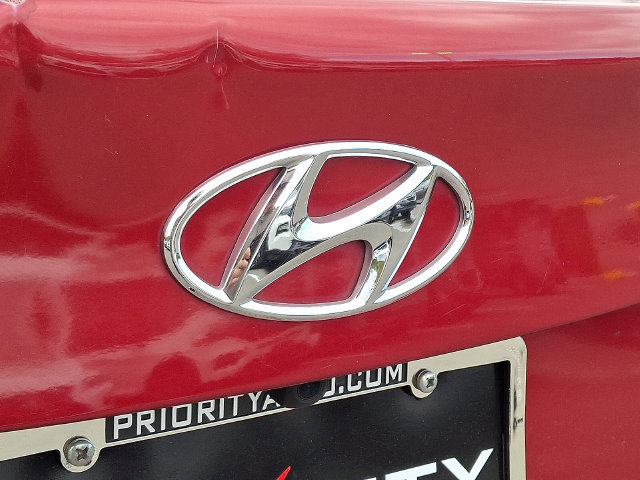 Thumbnail: 2016 Hyundai Elantra - 7